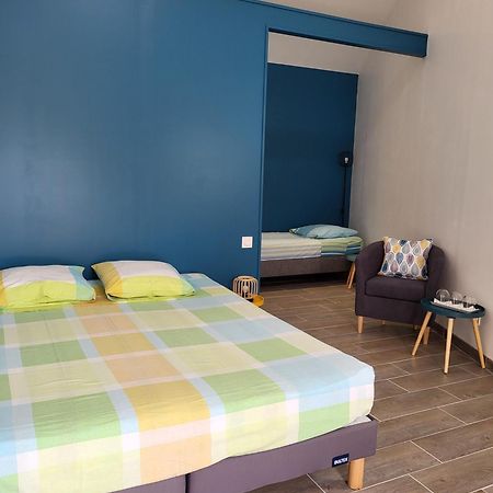 Le Clos Des Figuiers - 3 Chambres D'Hotes De Charme Duravel Экстерьер фото